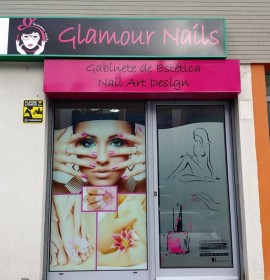 Glamour Nails