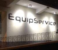 EquipService