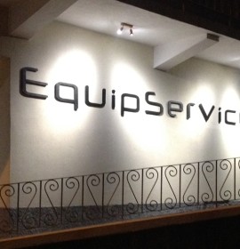 EquipService