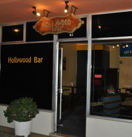 Hollywood Bar
